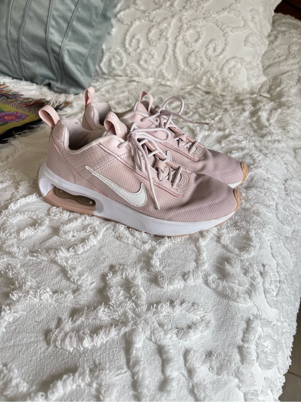 Nike Women's Pink Mesh Air-cushioned Sneakers
